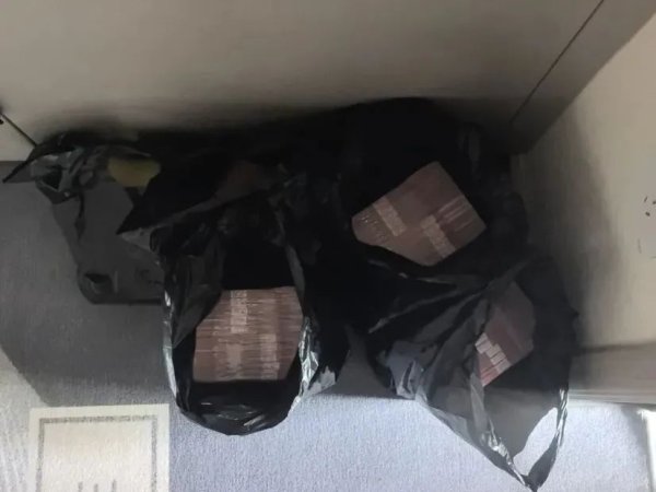 千里马配资 取现金百万，给女儿买房？警察直接找上门！
